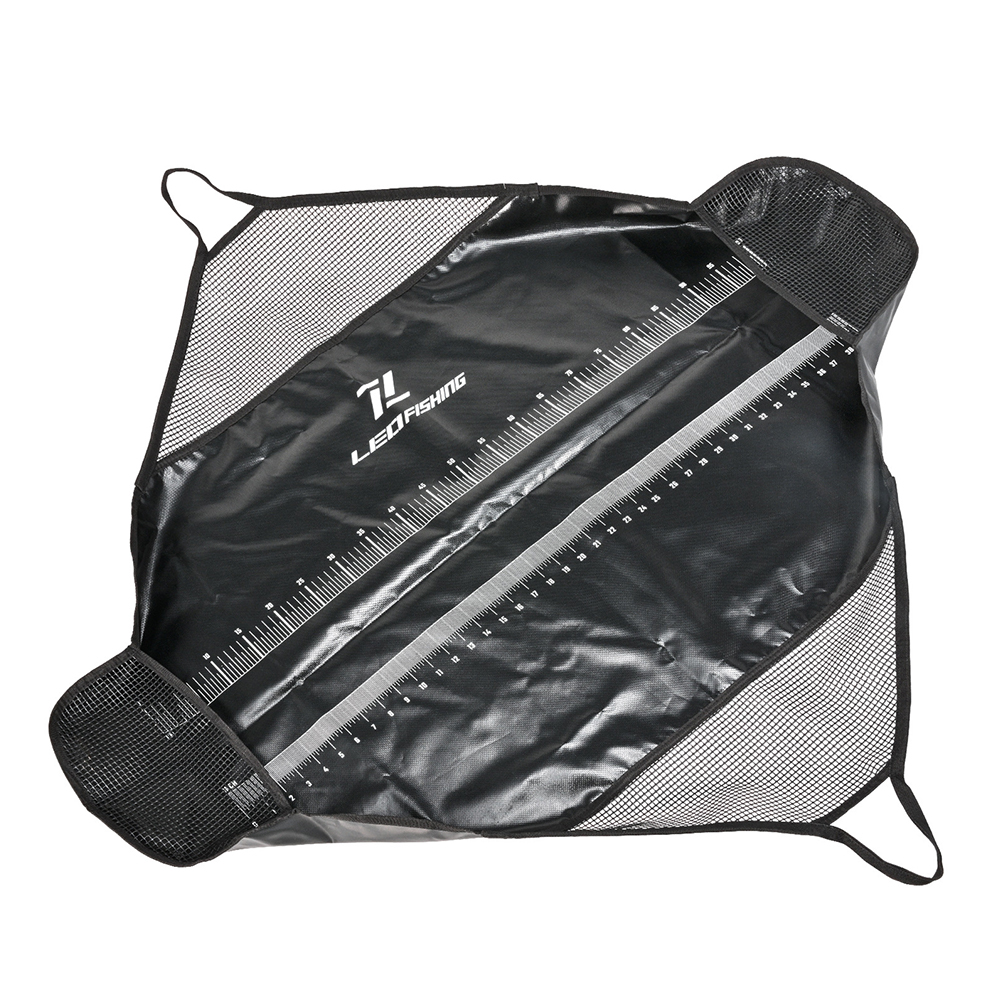 Black PVC Fishing Landing Mat  - Fishing Quest recension och pris
